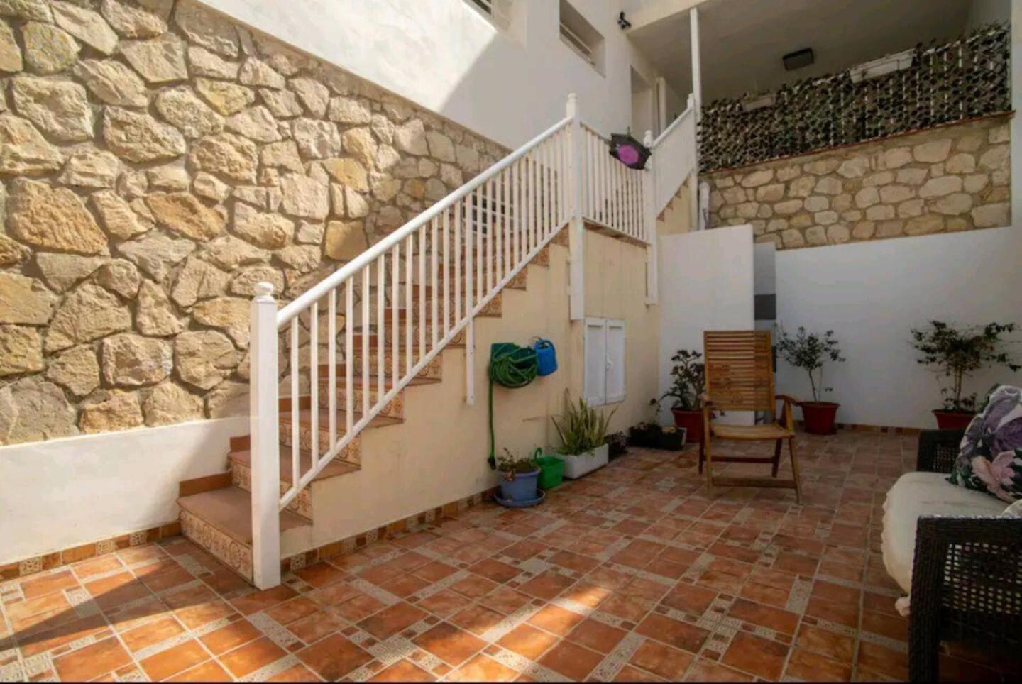 Stylish & Fully Furnished 3 Bedrooms Flat -4 Min Walk To Beautiful Beach لقنت المظهر الخارجي الصورة